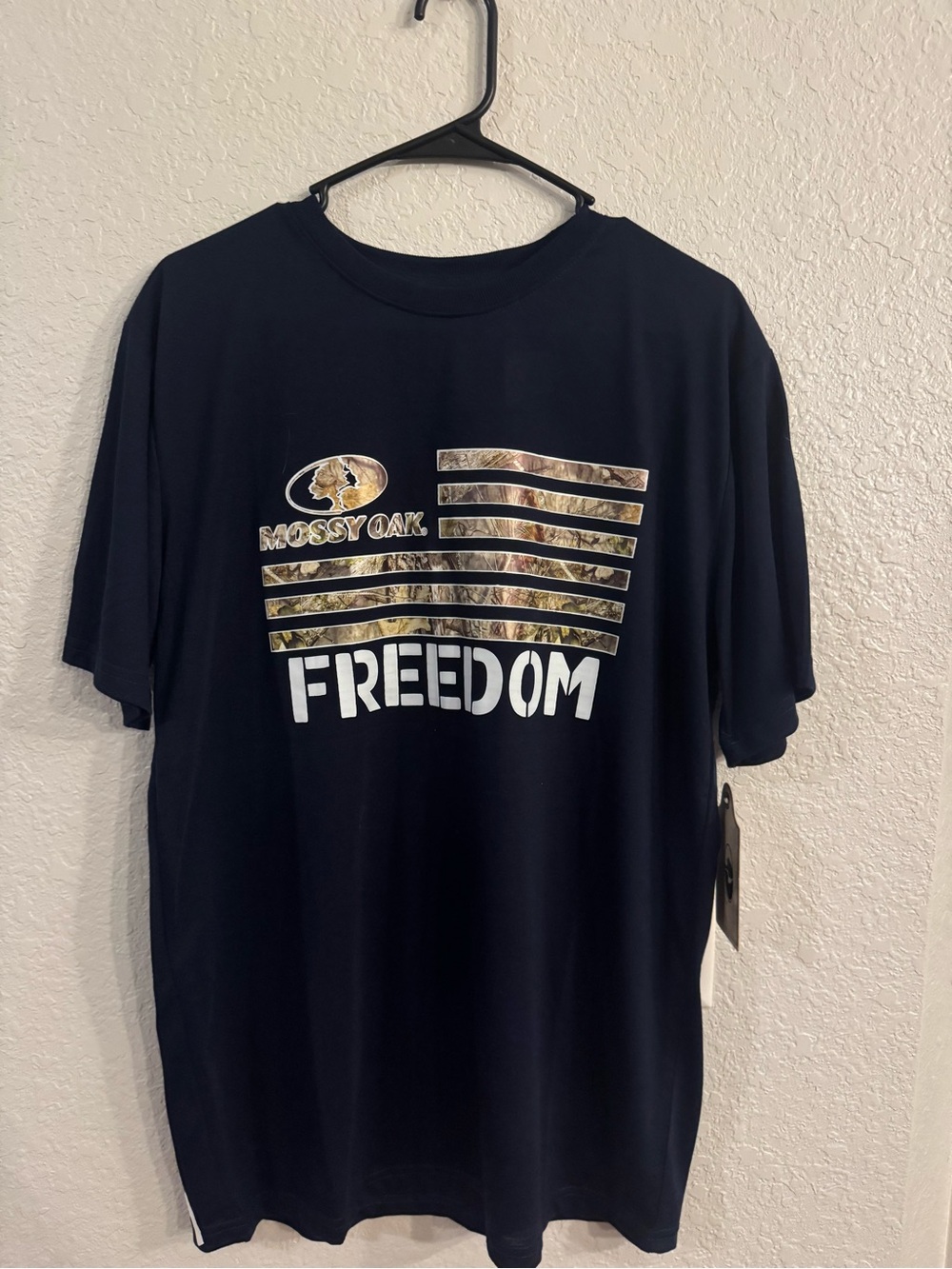 Mossy Oak Black Short-Sleeve 'Freedom' Camo Flag Tee